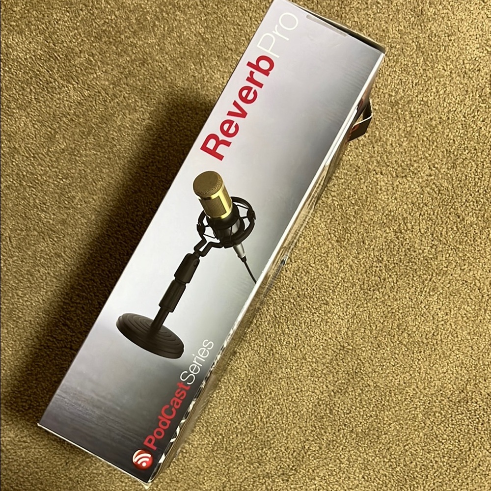 Reverb Pro Podcast Microphone Set - Picture 2 of 7
